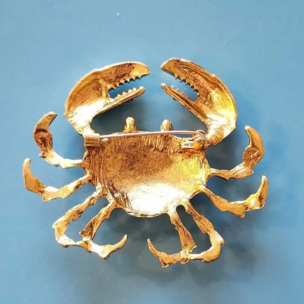 Stunning Crab Brooch Blue Green Rhinestones Goldtone Metal